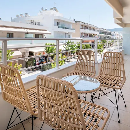 Beachside Escape - 3 Min To - Gaia 3 Apartment *